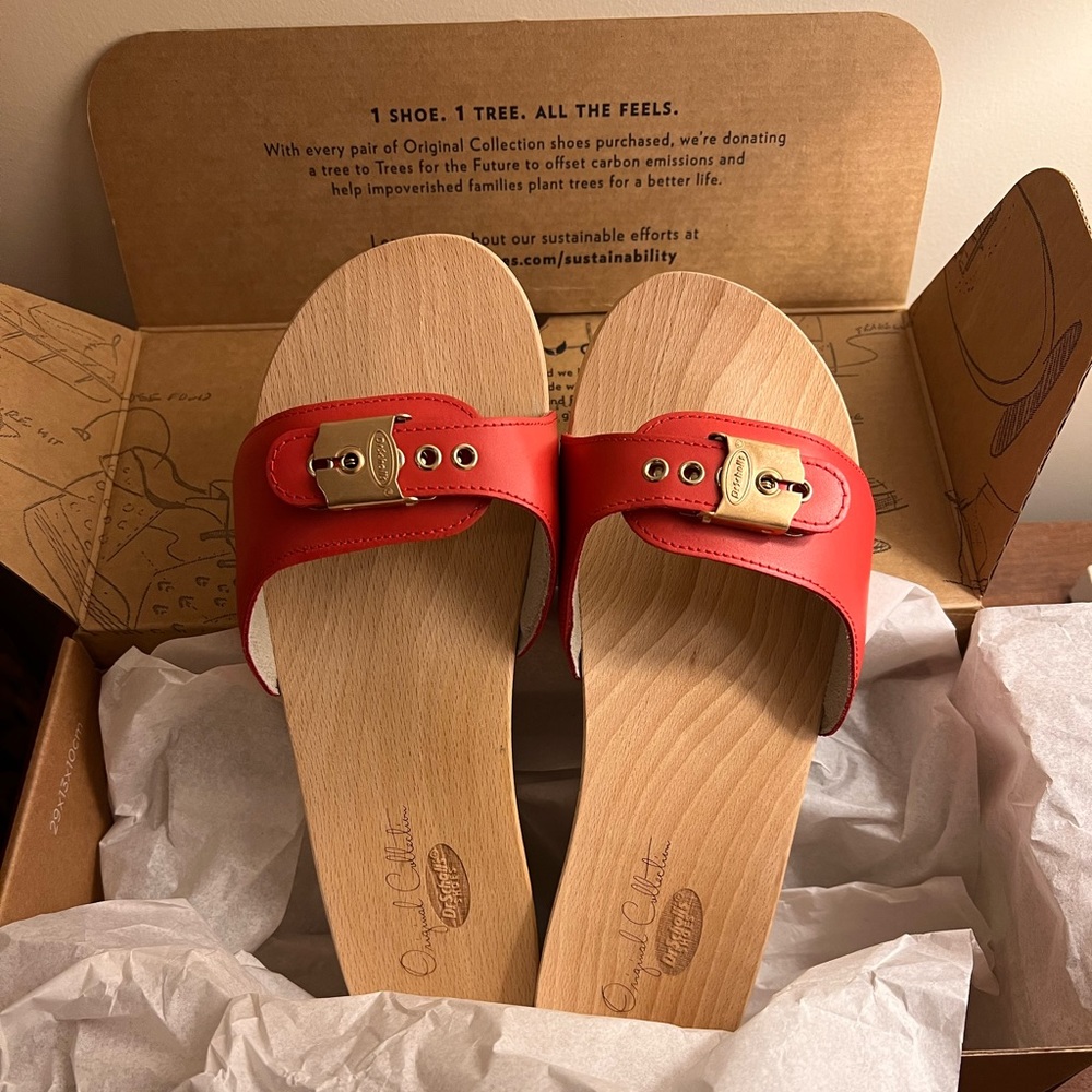 BNIB Dr Scholl’s Original Sandal in red size 10